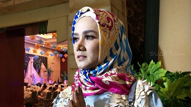 Berhijab, Mulan Jameela Dapat Hidayah di Palestina