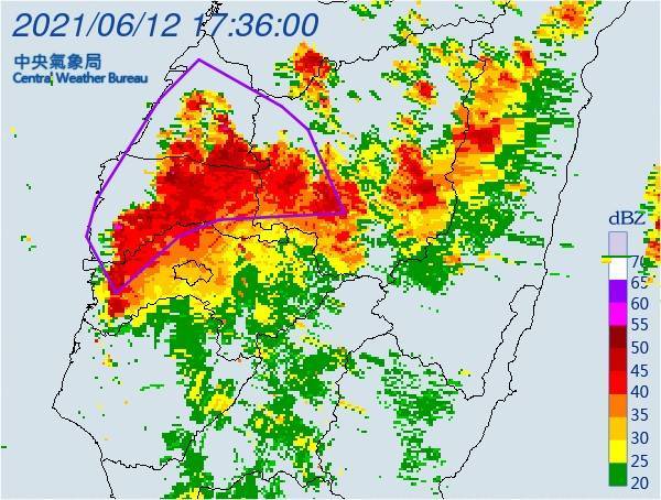雷雨交加 氣象局 中部4縣市大雷雨持續至18時45分 自由電子報 Line Today