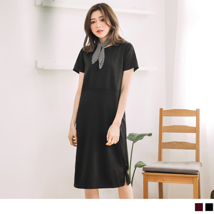 具有彈力的面料使穿著更加舒適 後鬆緊的設計可以讓腰部看起來更加纖細窈窕~ ********************** 小提醒： 深色衣物建議單獨洗滌，以翻面手洗或放洗衣袋洗較佳喔(勿用熱水) 並建議