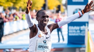 選手實著 / 馬拉松新世界紀錄誕生 Eliud Kipchoge 穿 Nike Zoom Vaporfly Elite 寫下歷史