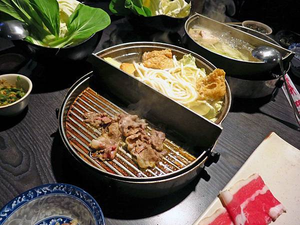 【蘆洲餐廳】川之流涮涮鍋-火烤兩吃火鍋店