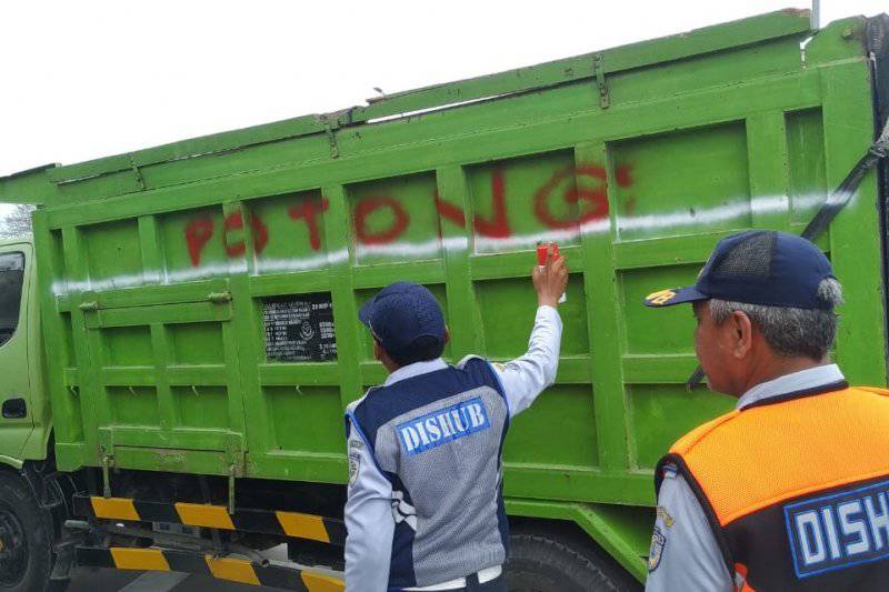 Pengamat Nilai Perlu Revisi Uu Terkait Angkutan Barang Atasi Odol Antaranews Com Line Today