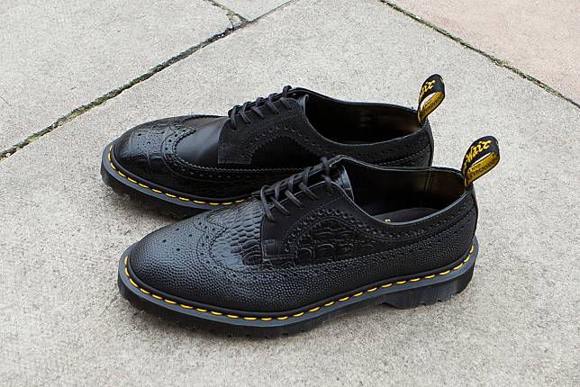 Engineered Garments x Dr. Martens 聯名鞋款將再上架！ | 潮流集合