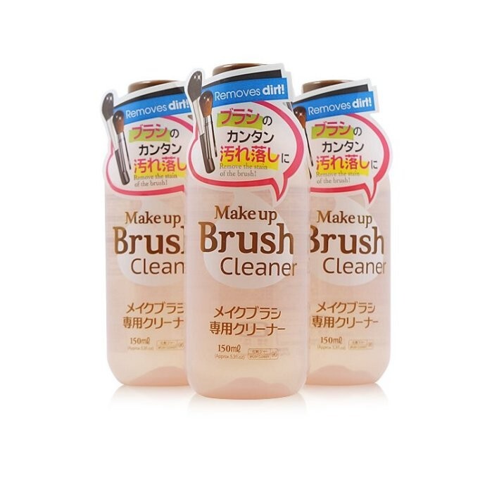 品名:日本 daiso 大創 化妝刷專用清潔劑 粉刷腮紅刷洗刷水 150ml 產地:日本設計 韓國生產 昂貴的化妝刷如何清洗這是眾多妹紙們的難題大創推出的化妝刷清洗液相對之前的粉撲清洗液更能有效清潔化