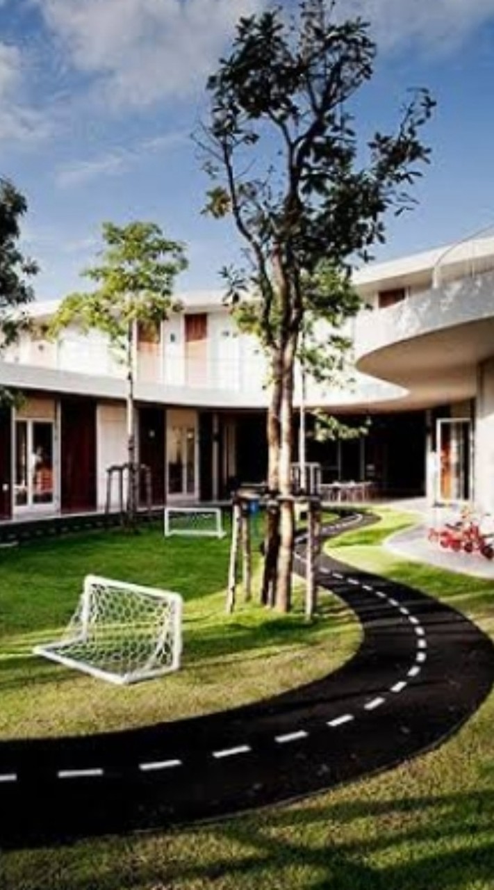 Kiroi Bara x Kuro School  [โรงเรียน] |  RP - Gacha