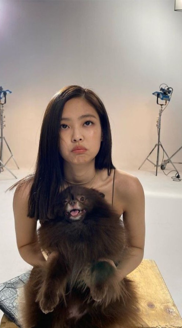 บุ๊คนสวยเเจกวอลั่นซอง♡
