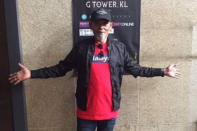 Saleem Iklim, penyanyi senior meninggal karena kecelakaan