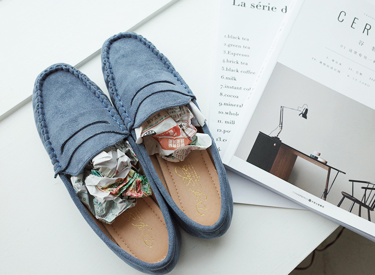 鞋子除臭5大妙招! 使用報紙去除異味