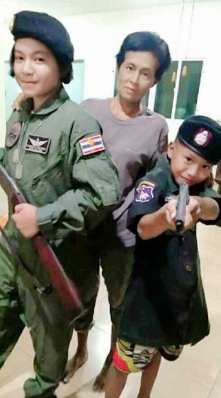 รักที่นี่คือรักครอบครัว