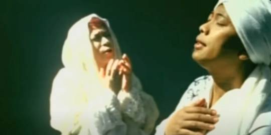 Lirik Lagu Takdir (feat. Melly G)- Opick  Merdeka.com  LINE TODAY