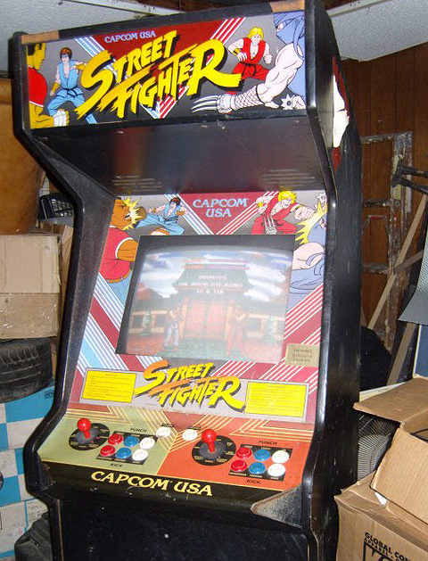 一代快打旋風原始企劃書曝光！原始機台設計只有兩個按鈕，要如何打出拳、腳以及輕擊跟重擊？