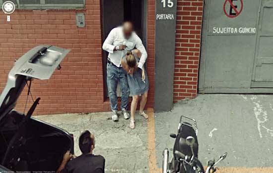 7 Peristiwa Paling Aneh yang Bisa Kamu Temukan di Google Street View