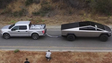 福特放話想正式單挑 Cybertruck ，馬斯克：放馬過來（應該不是指野馬）