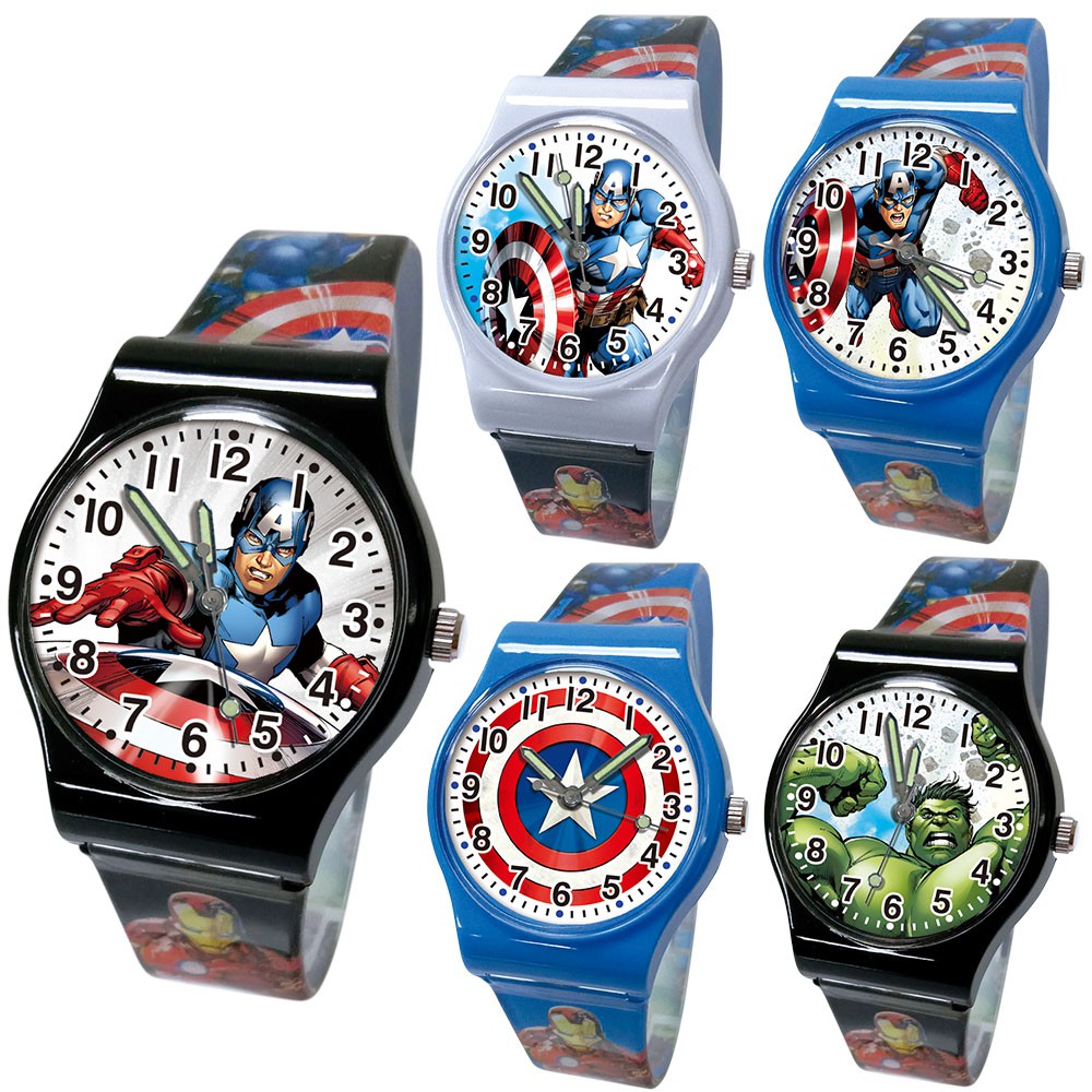 商品規格:機芯：日本品牌機芯。動力：電池。錶面：電腦精細彩色印刷。錶殼：ABS。 錶殼尺寸：殼寬約3.3cm，厚度約1cm。錶帶：塑膠印刷錶帶。錶帶尺寸：錶帶總長約23.5cm，最小內圍尺寸約15cm