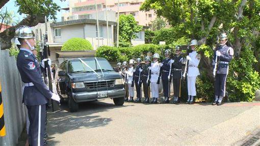 郝柏村低調出殯　軍方高規格送別曝光