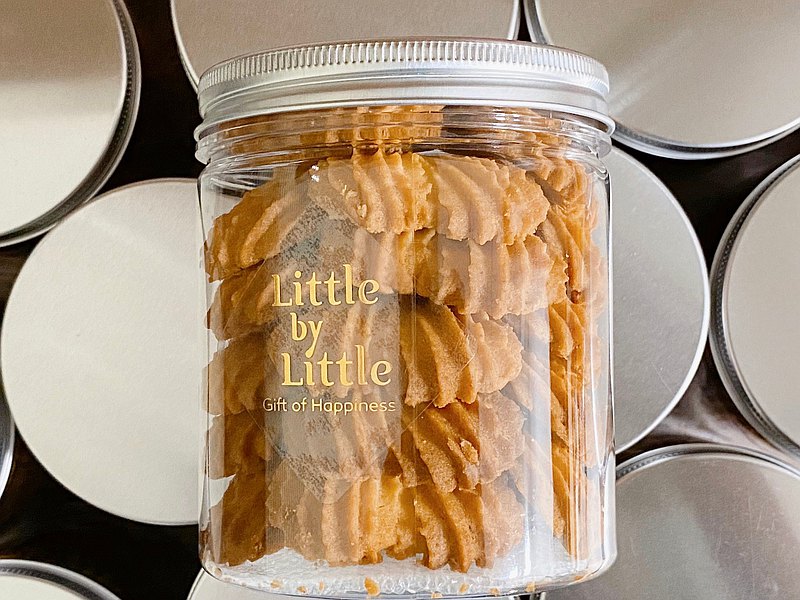 小福心是愛心形狀的奶油曲奇，酥鬆化口非常好吃。 ＊＊ 三種口味任選9罐 ＊＊