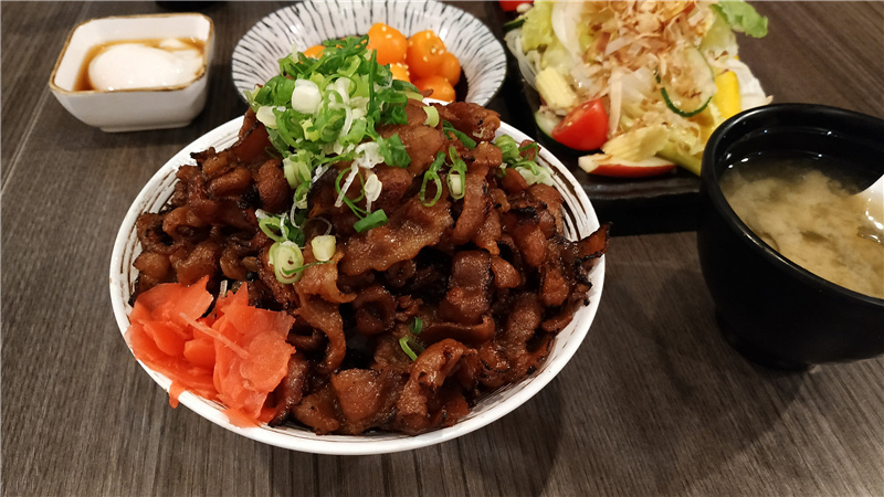 探店 高雄三民區美食汍樂滿盛燒肉丼，美味又好吃的燒肉丼09.jpg