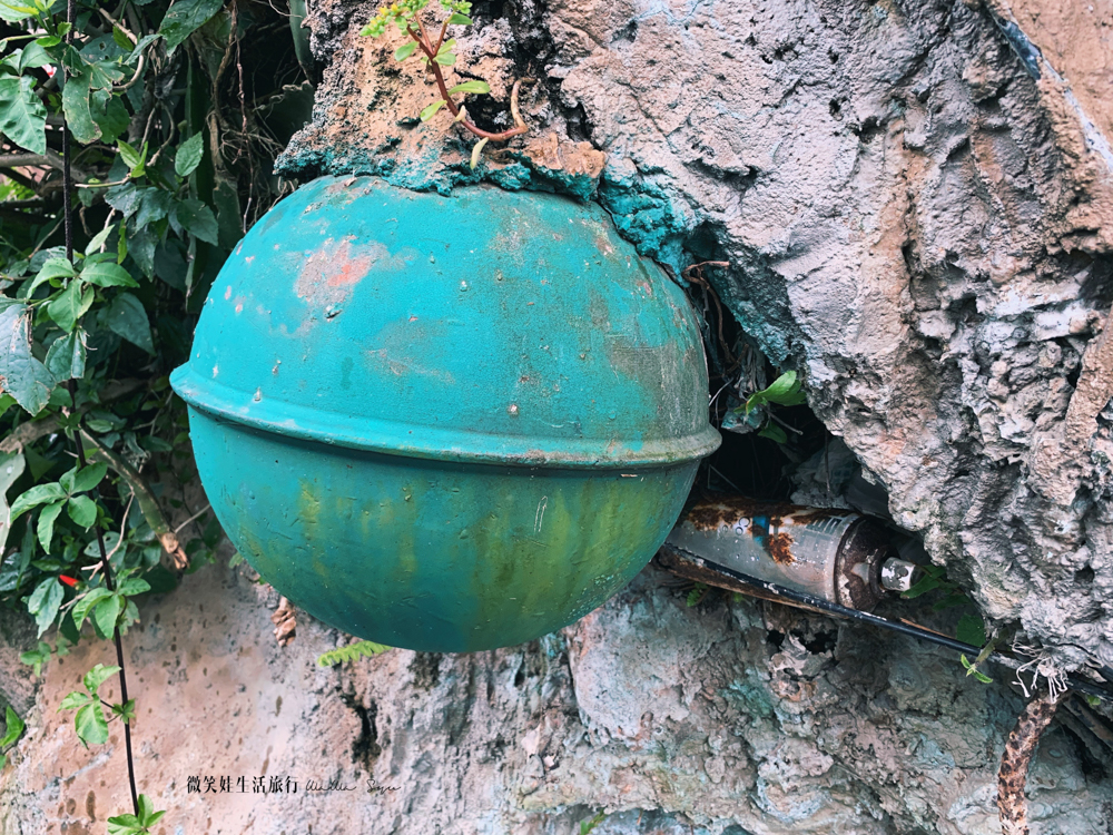 ▴山尖路走進去步道附近有一個正在出租的房子很有特色