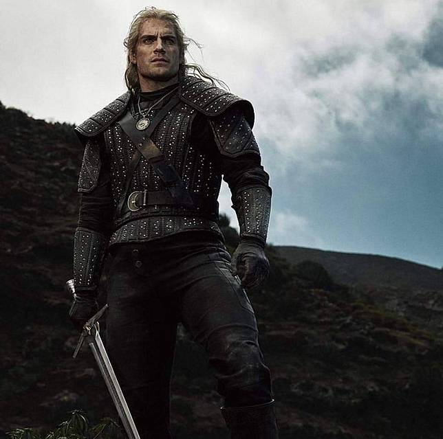背負單劍的狩魔獵人現身 Netflix真人影集 巫師 釋出多張演員劇照 遊戲基地 Line Today