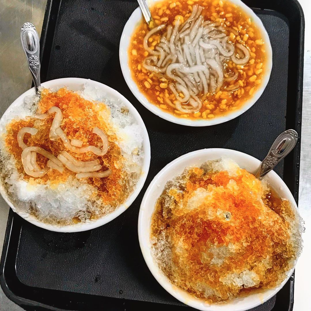 屏東四重溪溫泉季 | 附近美食推薦｜來到屏東車城必吃的點心、美食之一就是「綠豆蒜」！這家正字標記的黃家綠豆蒜，也是小編私心收藏的口袋名單