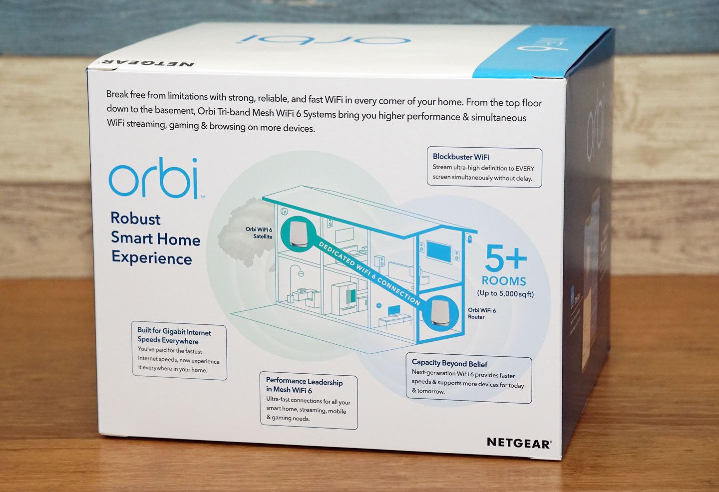零死角收訊與優異網速：NETGEAR Orbi AX5400 三頻 Wi-Fi 6 延伸系統（RBK752）開箱與深度評測！