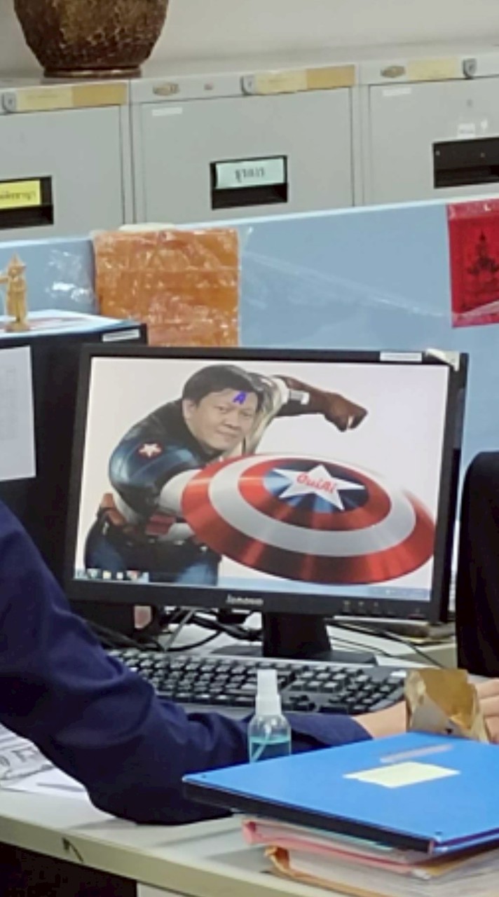 Ai Oui Ai here