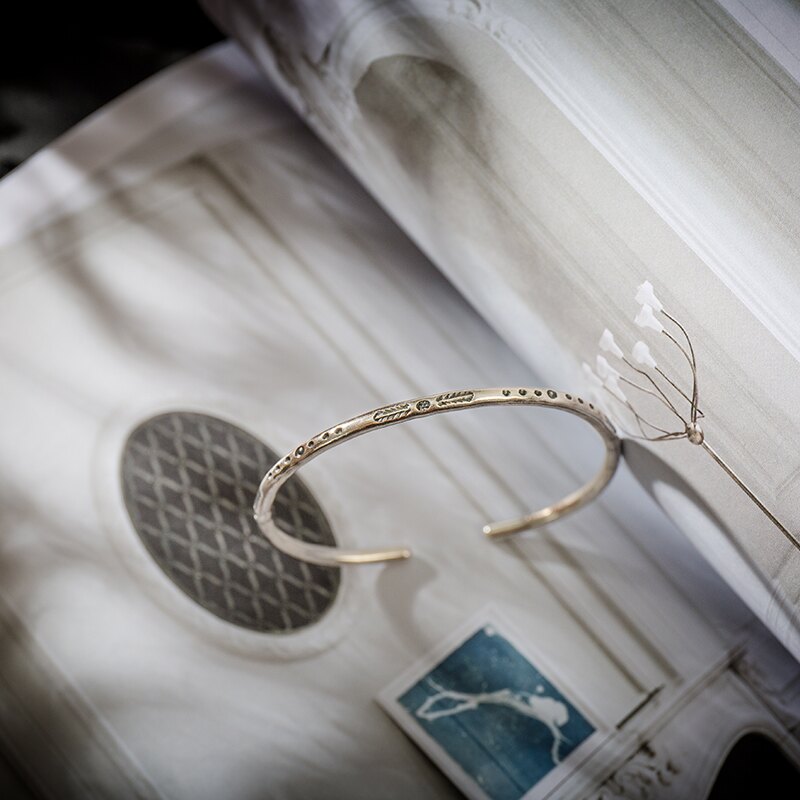 古道西風 泰國手工銀 S990純銀簡單圓鐲 小葉子點點圖騰開口手鐲1入