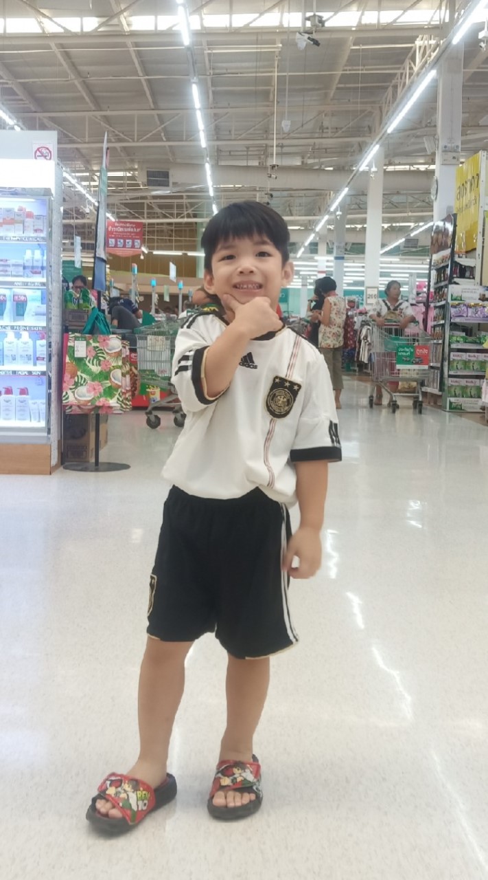 เสื้อผ้าเด็ก สินค้ามือสอง