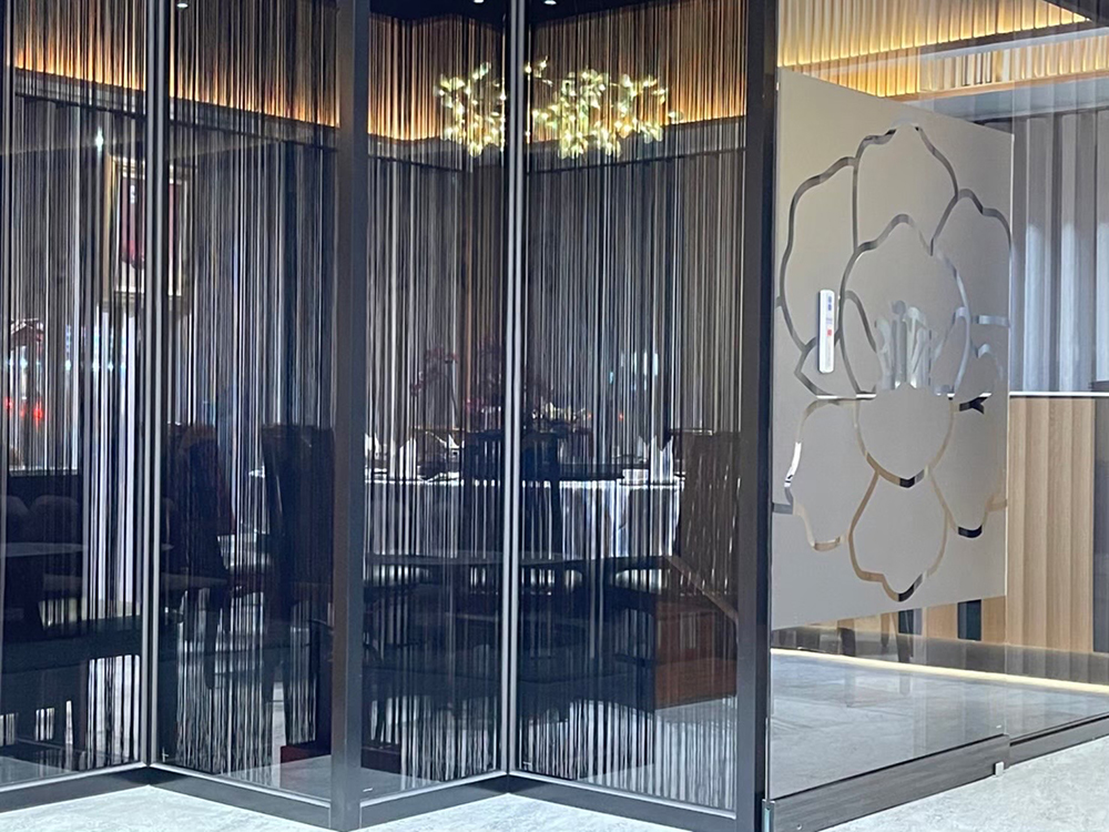 在雅緻的獨立包廂裡享用來自臺灣各地食材是牡丹園別具的用餐特色。(圖片提供/牡丹園 台灣經典料理)