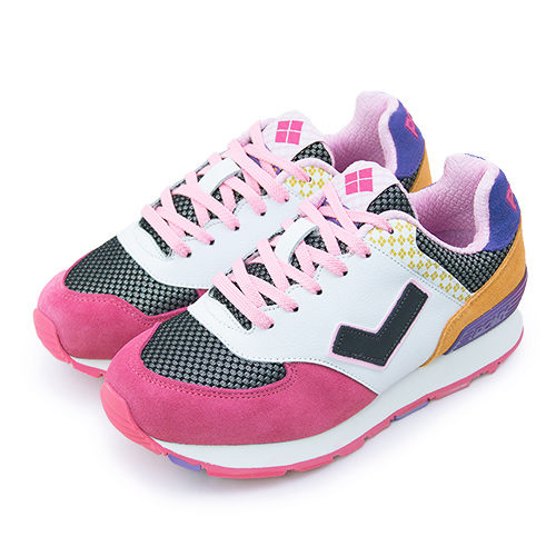 富有家族榮耀的設計徽章n經典傳統菱格紋設計包覆鞋身n繁複交織出歷史的美麗與哀愁