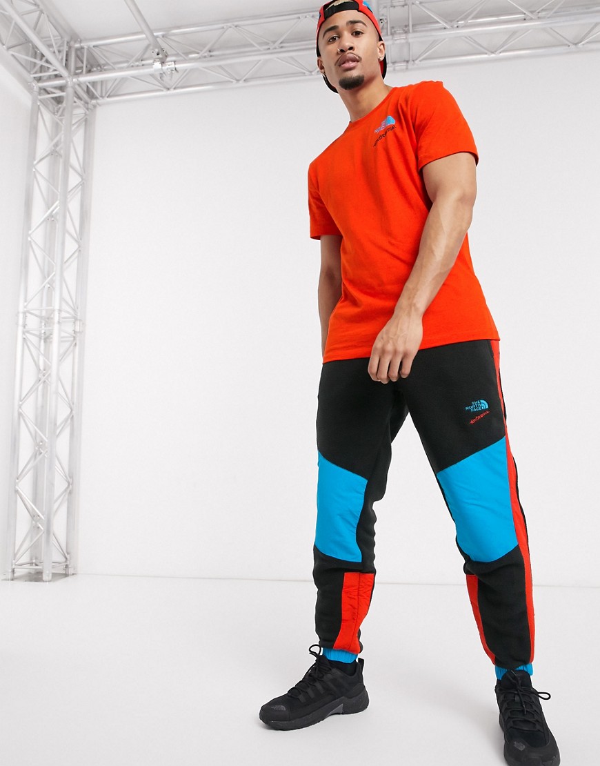 Joggers by The North Face Inspired by the original North Face Extreme collections Colour-block desig