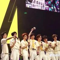 ❥⭑时 代 与 梦 共 行¹⁸ 💭