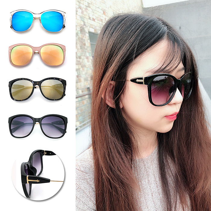 大框顯小臉太陽眼鏡超棒質感設計 共四色任選實用兼時尚感 100%抗紫外線uv400有效隔離雜亂光線 讓視野更清晰標準局檢驗合格使用超安心 加贈拉鍊掛勾大框眼鏡盒 (規格170*78*60) 顏色黑框灰