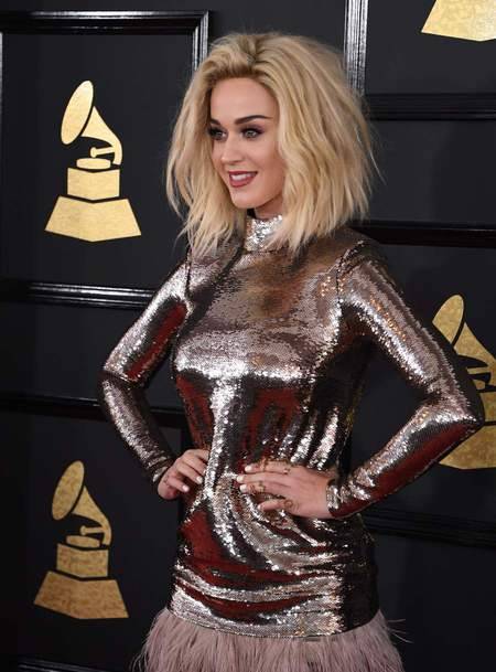 Unik Tapi Lucu, Ini Dia Koleksi Sepatu Terbaru Katy Perry