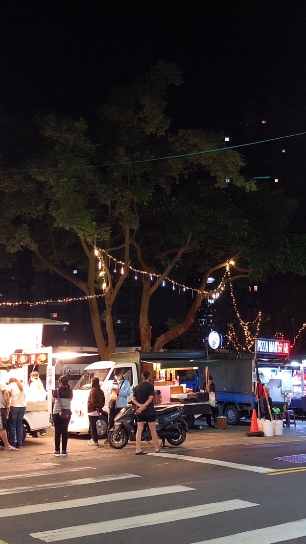 ✅新春美食餐車市集預訂二群