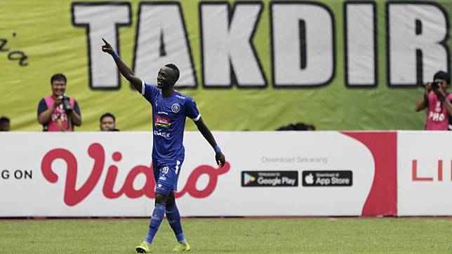 Makan Konate Ke Persebaya Bonek Samakan Dengan Luis Figo