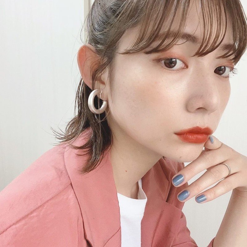 赤アイシャドウは難しい イエベ ブルべ で合う色味と塗り方を知れば誰でもトレンド顔に