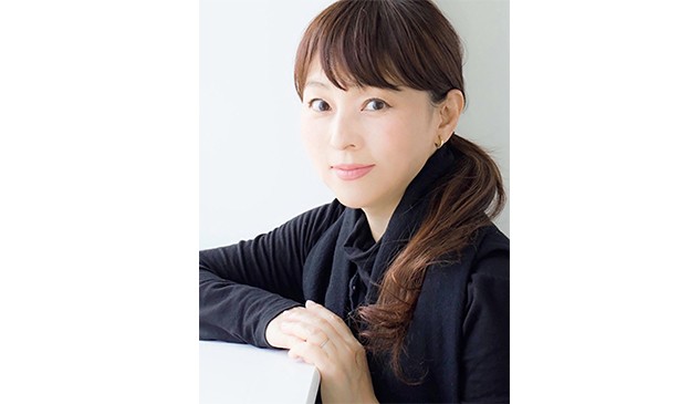 中野明海さんのリップ幸福論 顔映え しゃれ感を宿すシャネルの優秀リップ