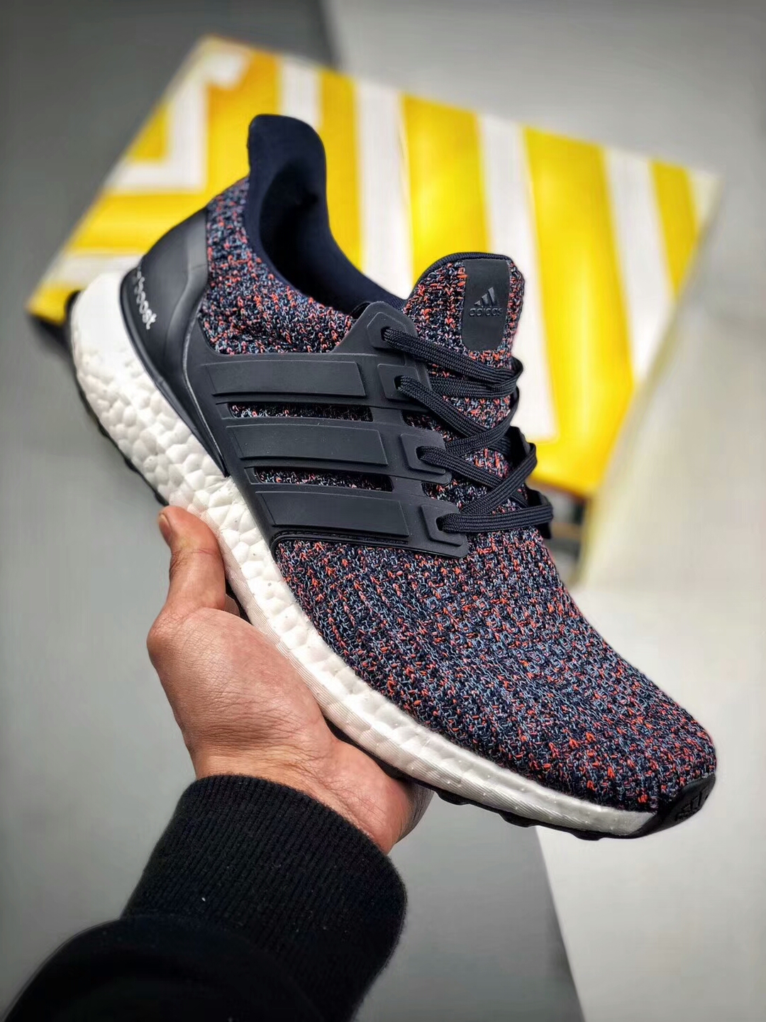 Adidas Ultra Boost UB 4.0休閒跑鞋 情侶款