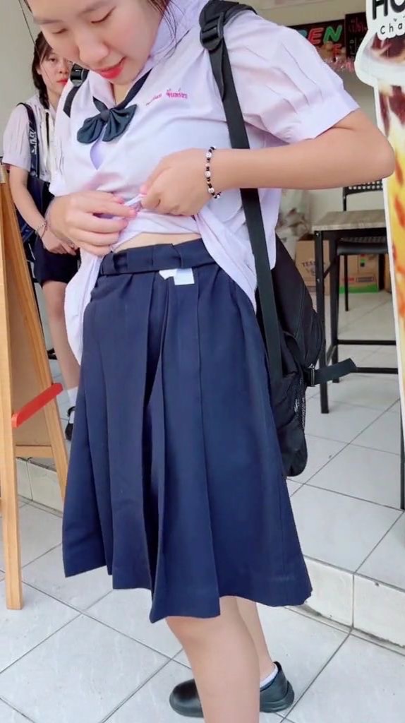 สาวน้อยสุดสวย