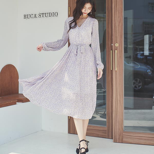 露比午茶-RCha。碎花細百褶綁帶長袖洋裝