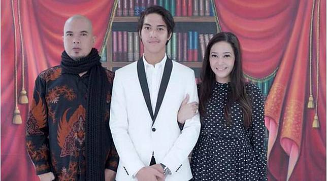 Membahas Profil Andhara Early Dan Ferry Iskandar Terlengkap