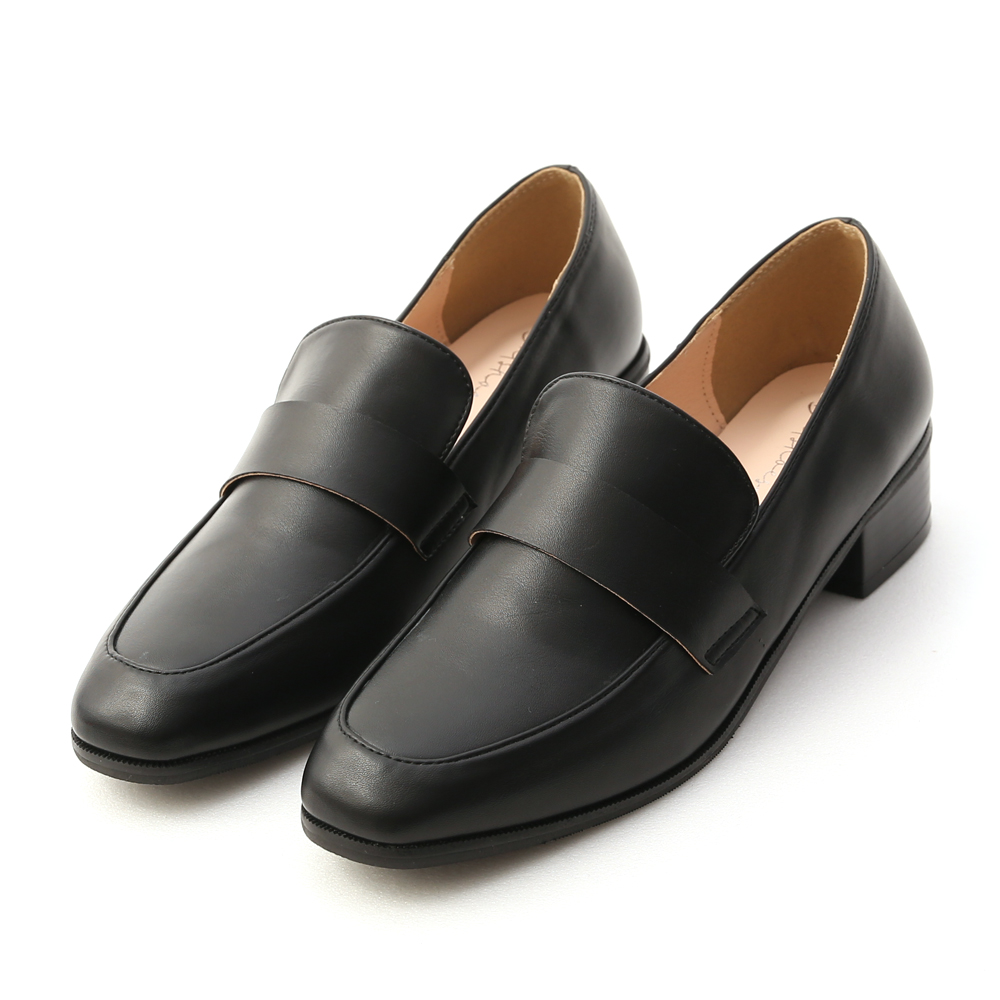 D+AF 簡單格調．經典款低跟樂福鞋