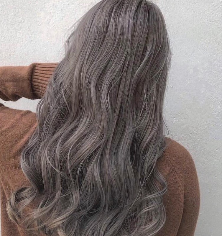 21年夏のトレンドヘアカラーを一挙公開 透け感とニュアンスカラーがオシャレの秘訣 Mine
