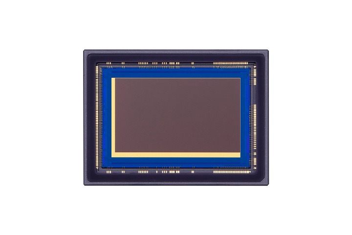 高畫素之王！Canon 推出兩款 2.5 億畫素 APS-H 感光元件