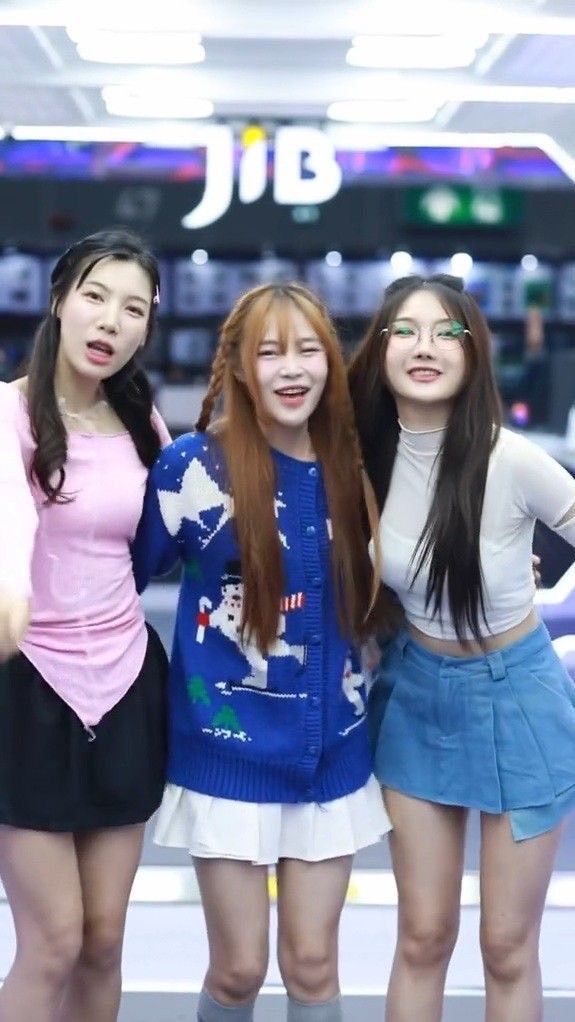 สามสาว spd 🤍