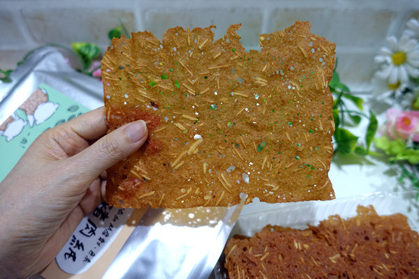 淡水必買老街伴手禮-愛牧手作工坊牛軋餅、豬肉紙，手工製作低糖配方淡水手信，好吃網購零嘴，外國人喜歡的台灣伴手禮