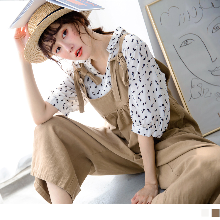 版型偏大 建議可選購小一碼 [ 懶人救星 ! 一件完裝輕鬆打造日系輕甜LOOK ] 選用高含棉量的面料，親膚透氣不悶熱 ~ 質感色調呈現面料質感，實穿好搭配 ! 可調式吊帶設計，可自由變化綁帶綁法， 