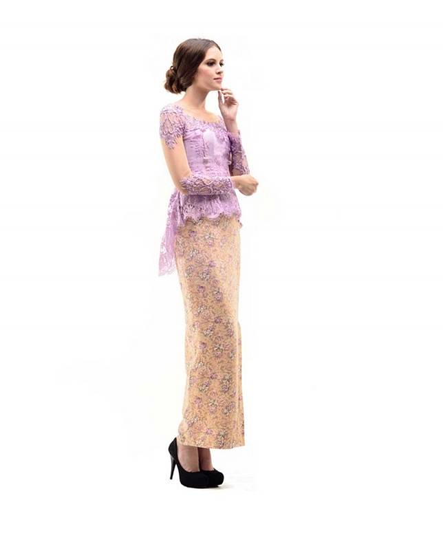 9 Model Kebaya Cute Dan Modern Buat Dipakai Saat Wisuda