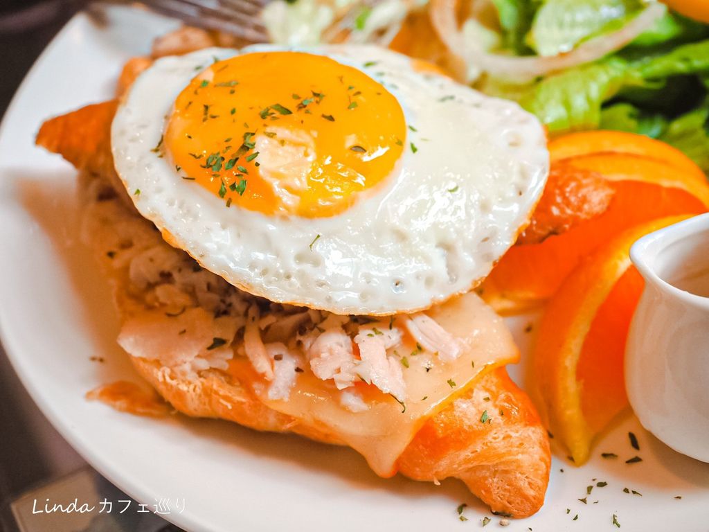 D.G. Hotel %26; Cafe_IMG_3632.jpg